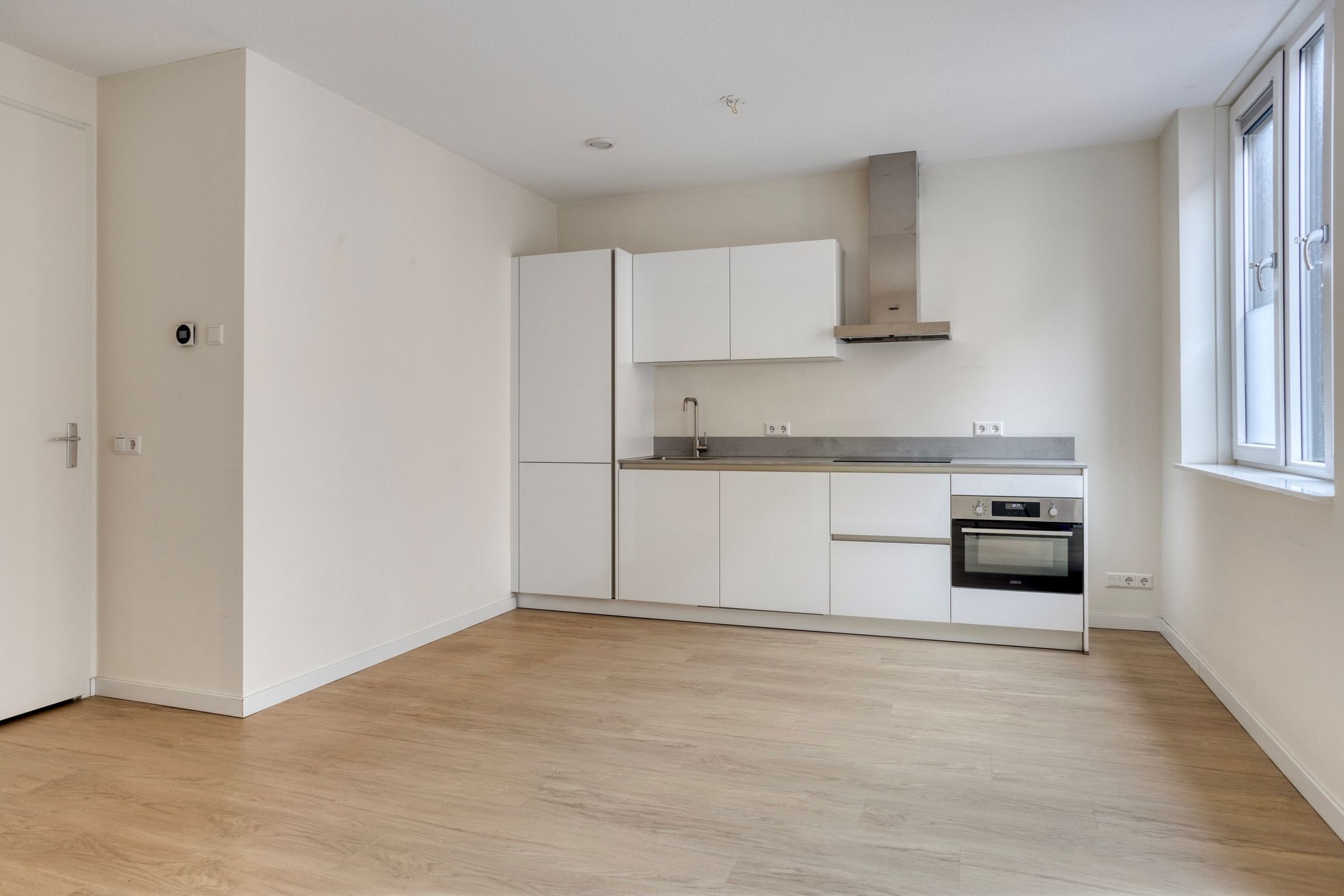 Foto 24 van Poststraat 35