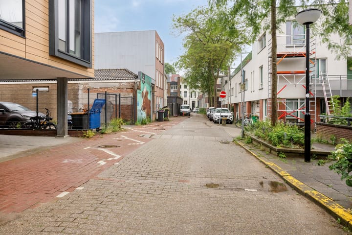 Foto 32 van Poststraat 35