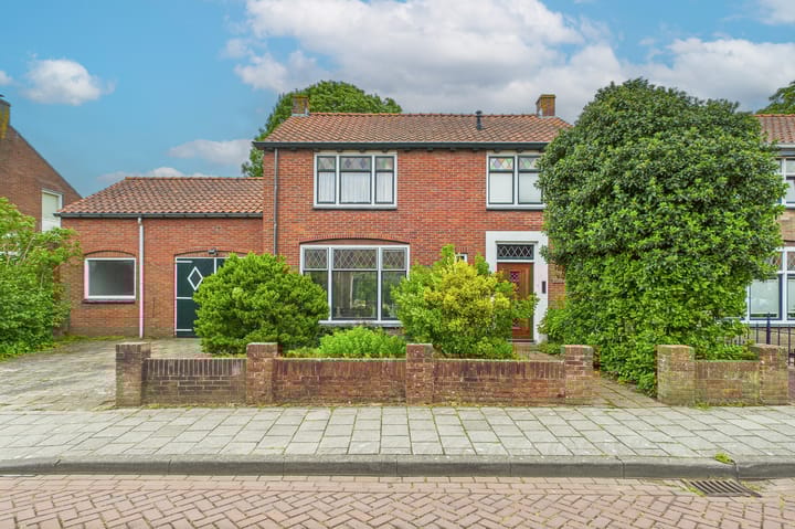 Photo 4 of Julianastraat 10