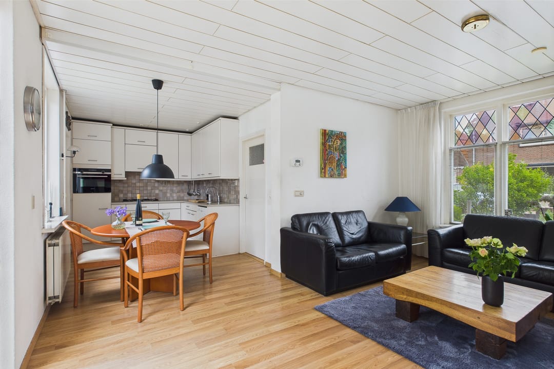 Foto 13 van Julianastraat 10