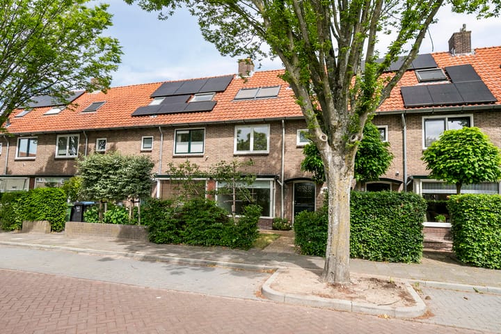 Foto 29 van Pieter Postlaan 50