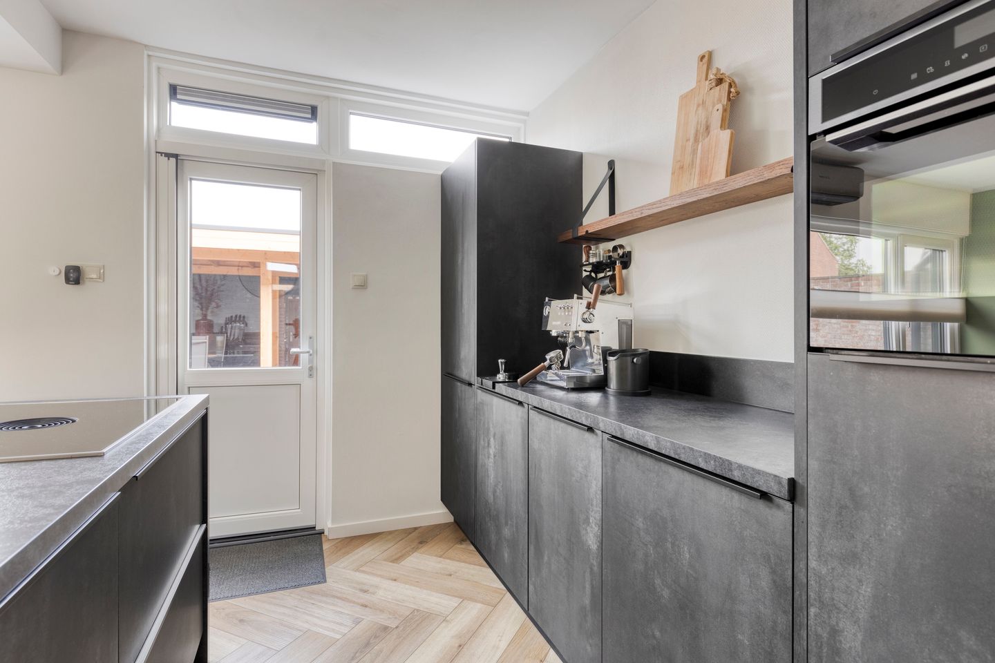 Foto 19 van Emmasingel 48