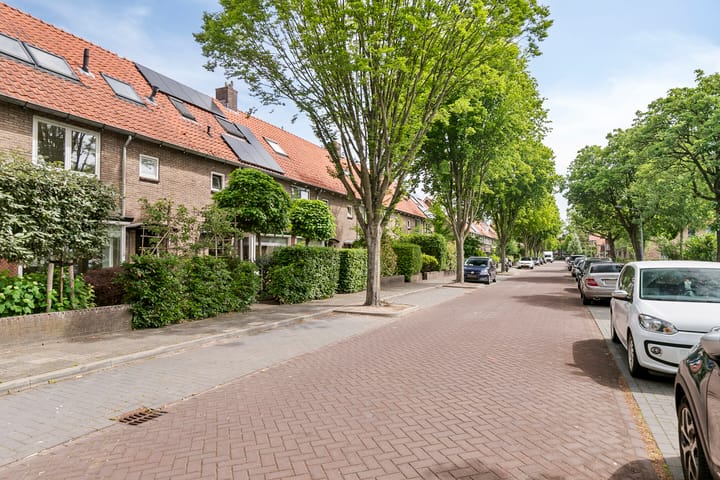 Foto 31 van Pieter Postlaan 50