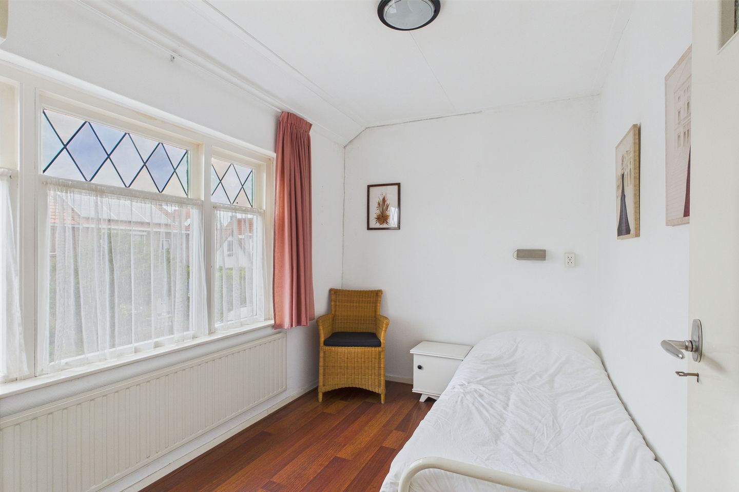 Foto 25 van Julianastraat 10