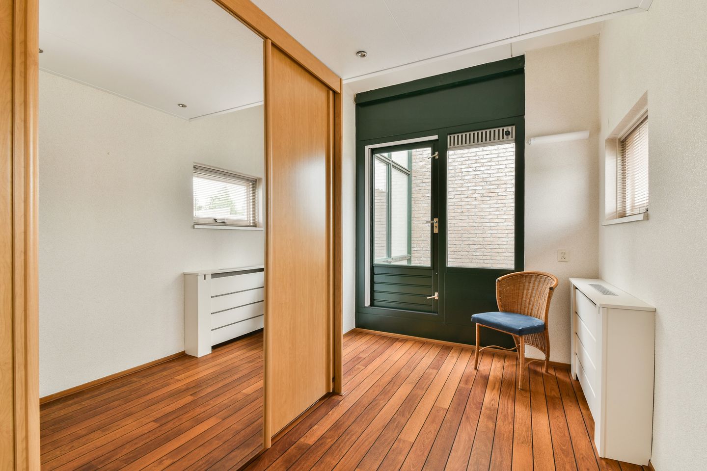 Foto 29 van van Dethstraat 20