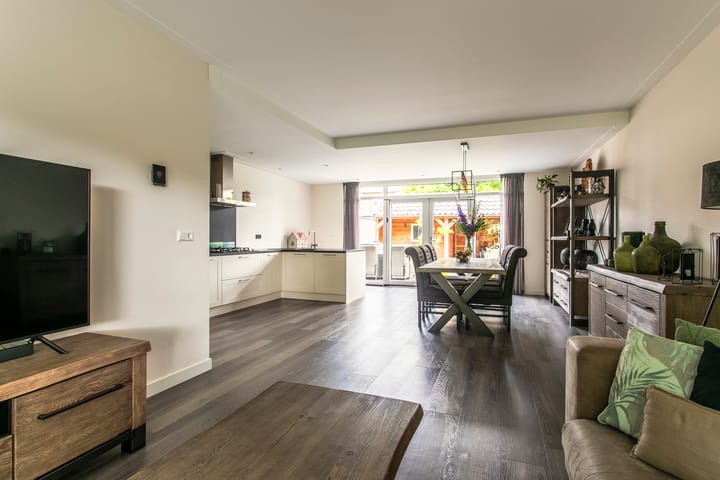 Foto 2 van Klaproosstraat 25