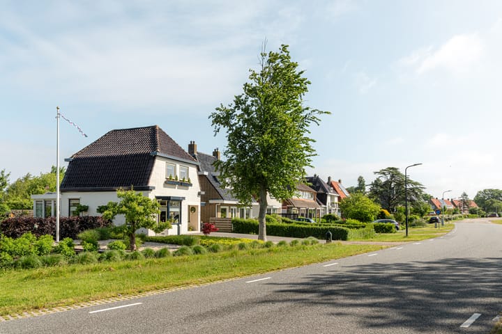 Foto 8 van Harlingerstraatweg 70