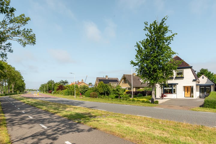Foto 10 van Harlingerstraatweg 70