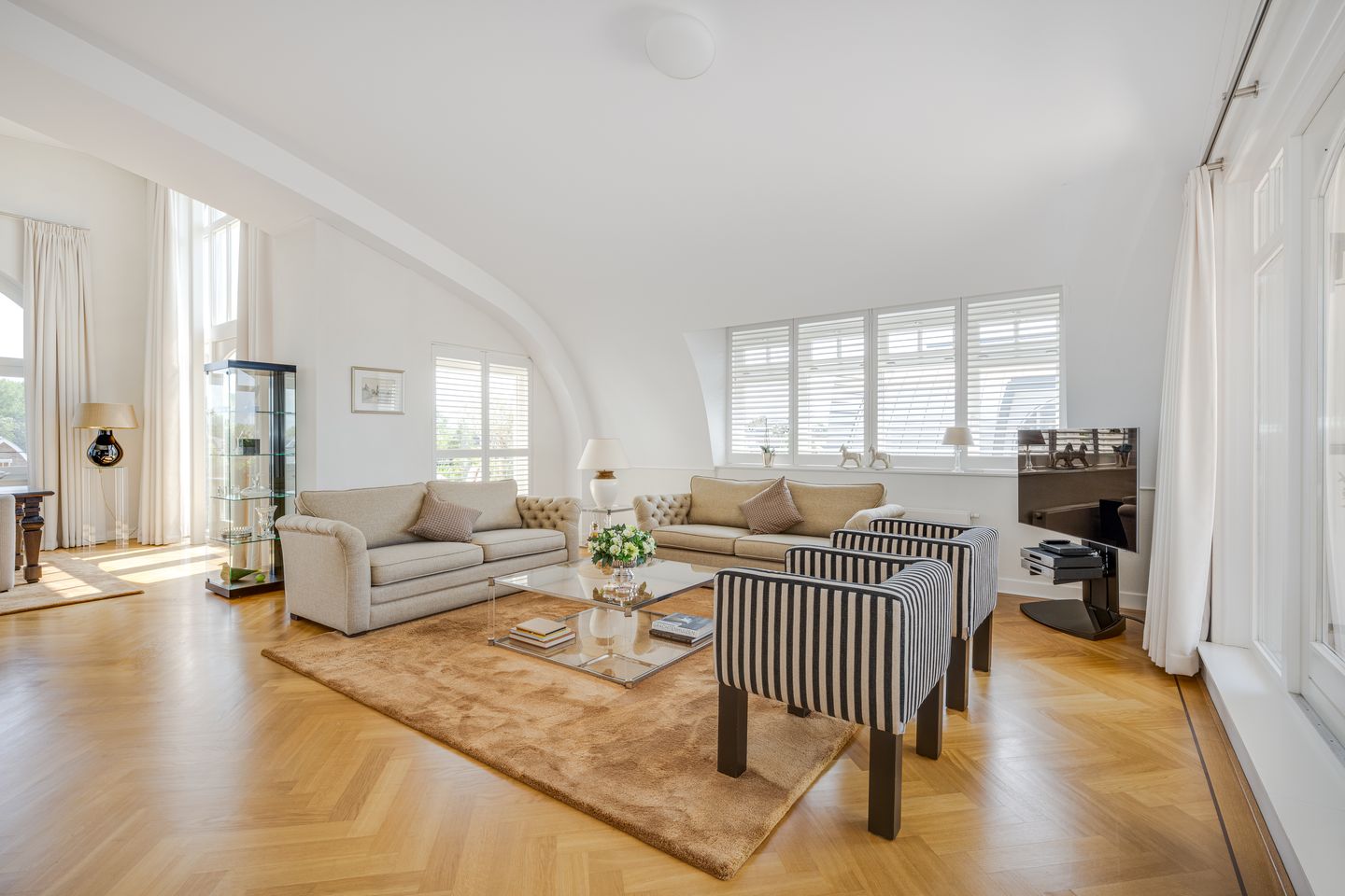 Foto 10 van Hugo Clausstraat 28