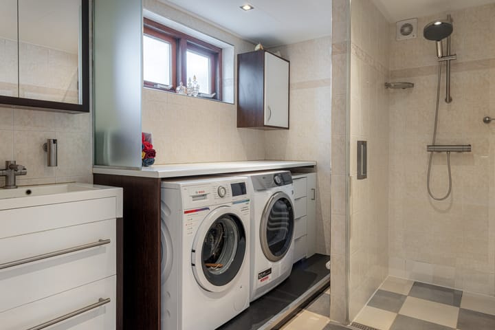 Foto 44 van Harlingerstraatweg 70