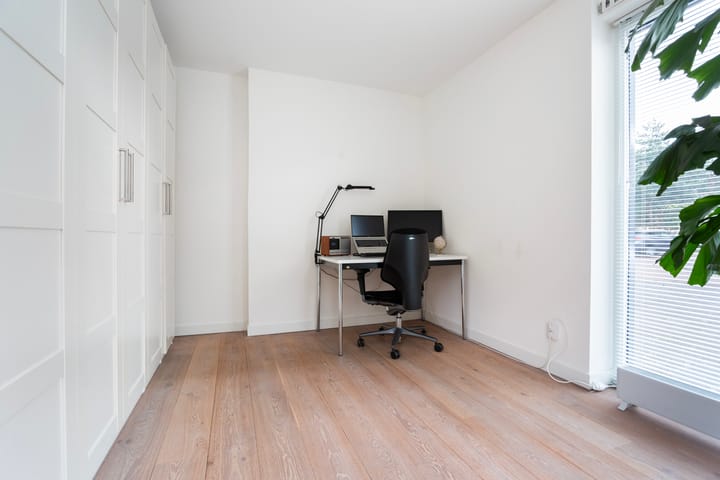 Photo 15 of W.G. Witteveenplein 81