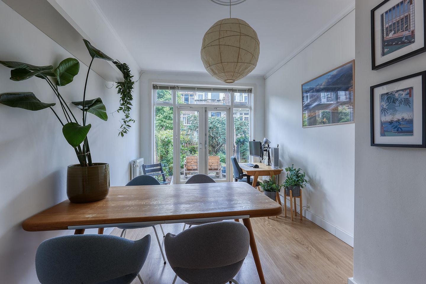 Foto 10 van Van den Boschstraat 281