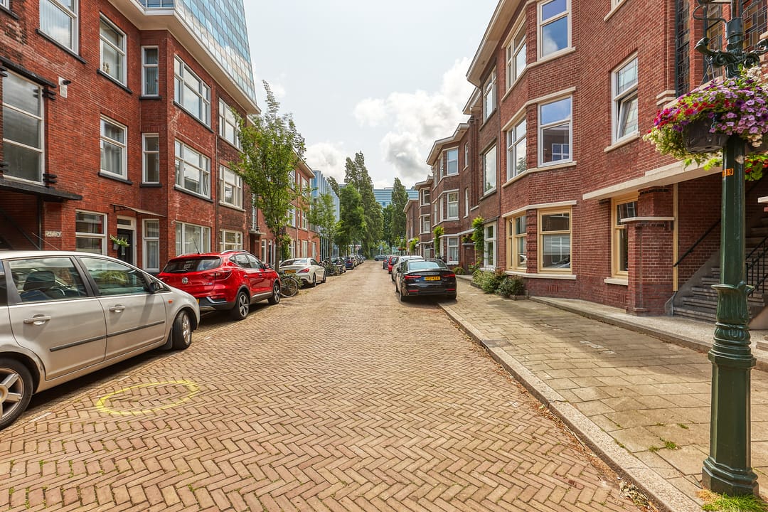 Foto 28 van Van den Boschstraat 281