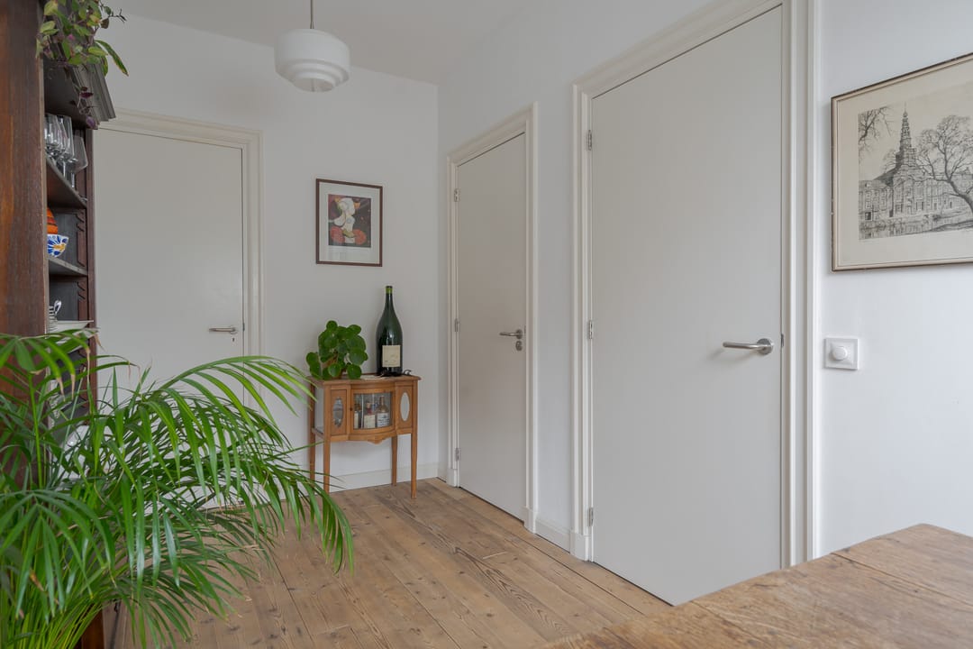 Foto 23 van Van Karnebeekstraat 67-J