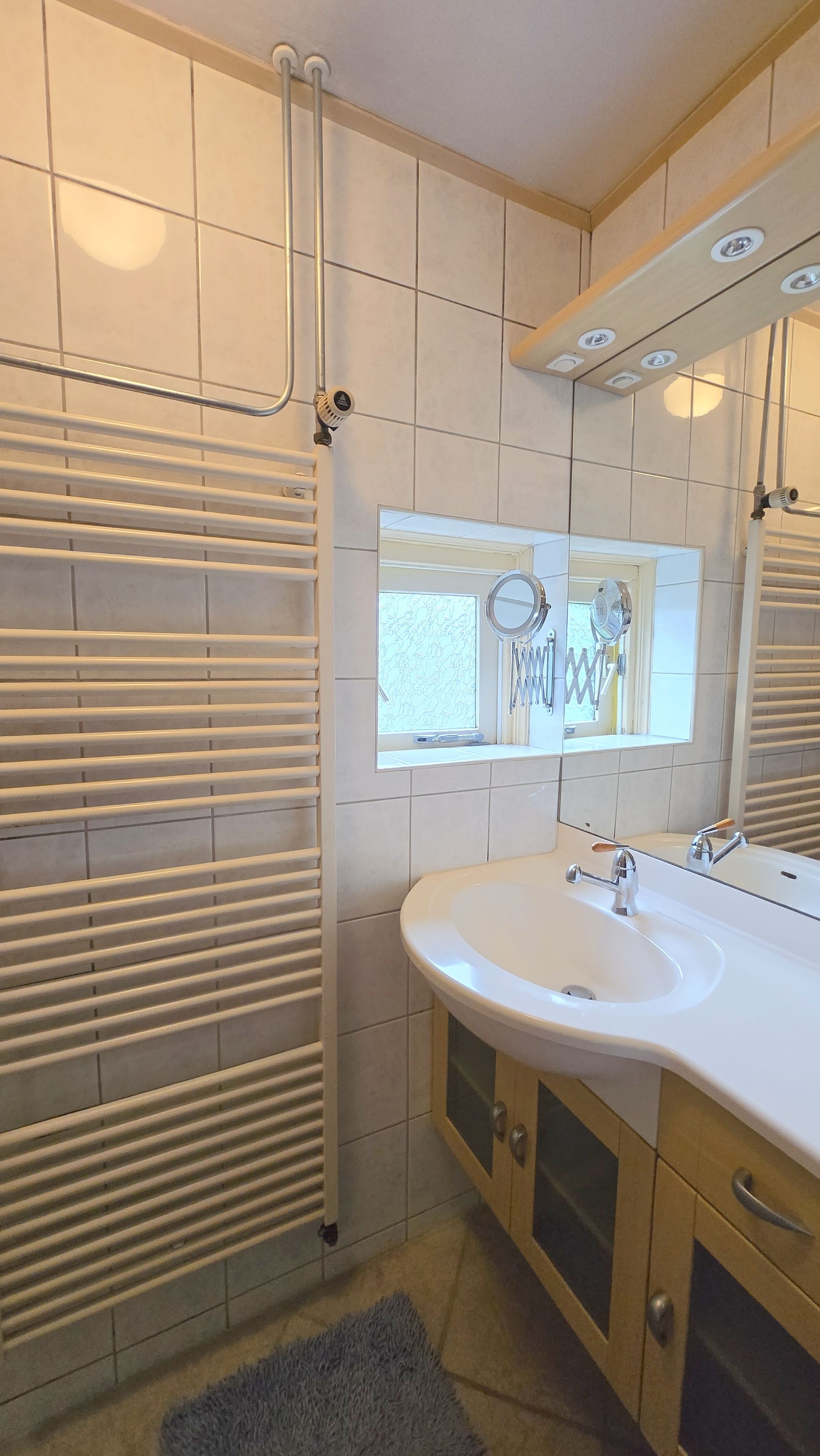 Foto 15 van Middenlaan 39