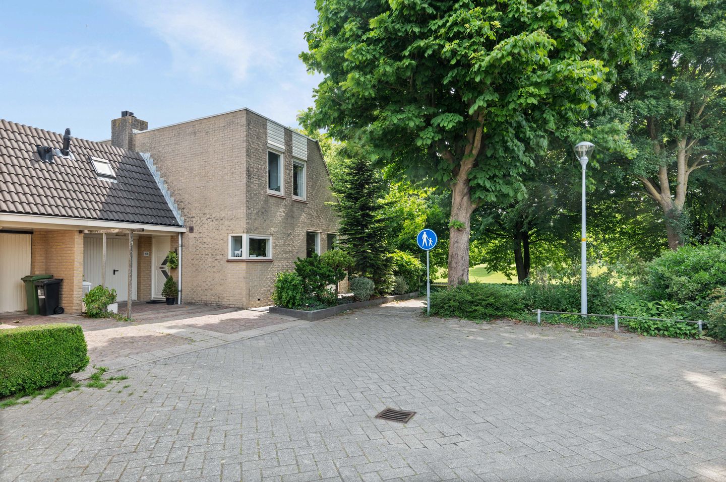 Photo 5 of Liesbos 106