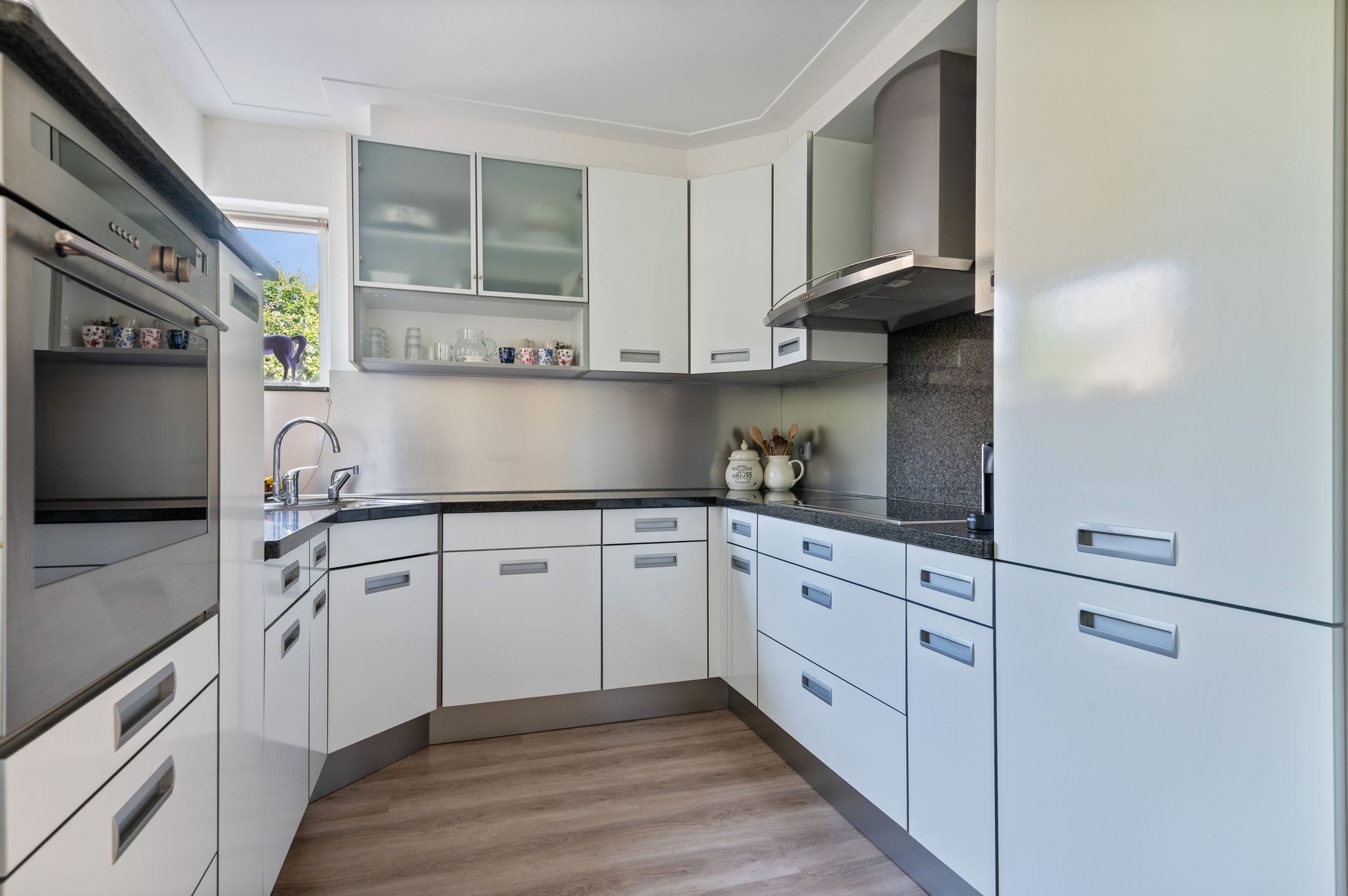 Photo 15 of Liesbos 106