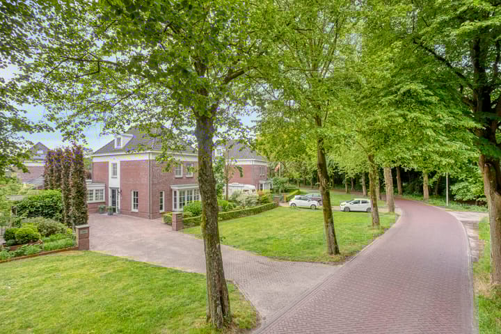 Foto 61 van Heer de Heuschweg 121