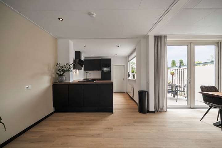 Photo 12 of D. Lubbertstraat 20