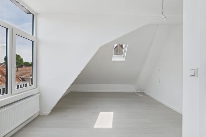 Foto 9 van Oostdam 51-B