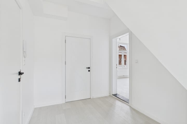 Foto 16 van Oostdam 51-B