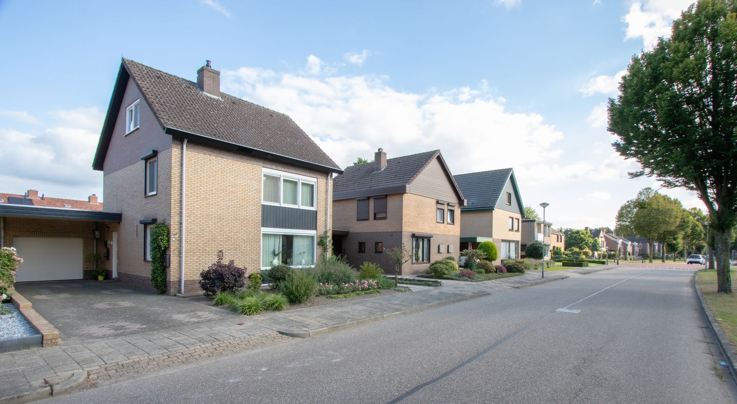 Foto 1 van Graaf van Loonlaan 23