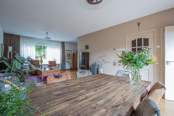 Foto 5 van Graaf van Loonlaan 23