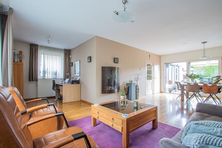 Foto 9 van Graaf van Loonlaan 23