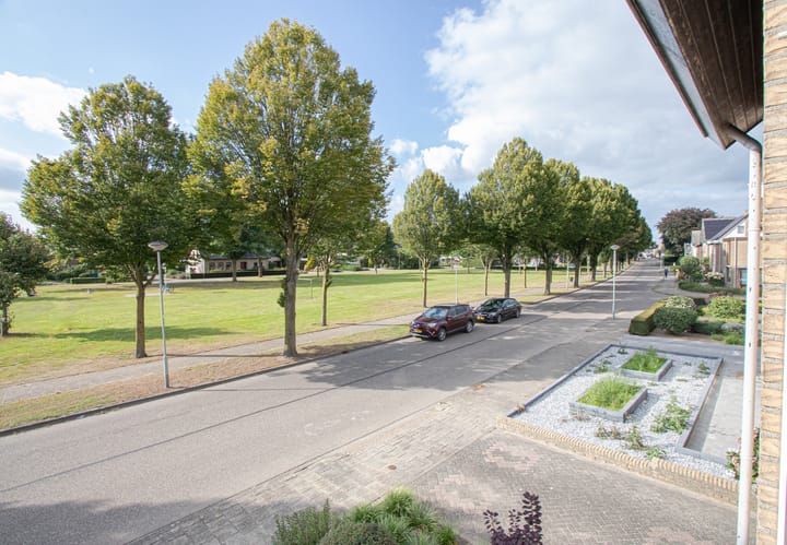 Foto 31 van Graaf van Loonlaan 23