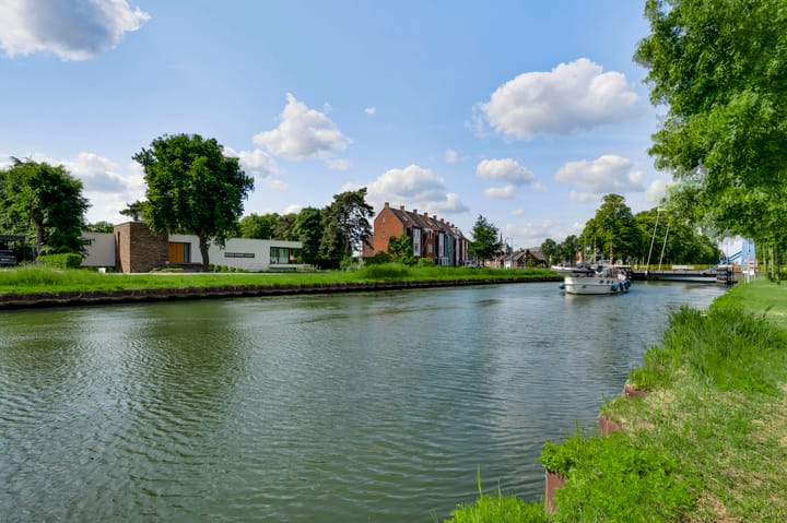 Foto 4 van Helmondseweg 3