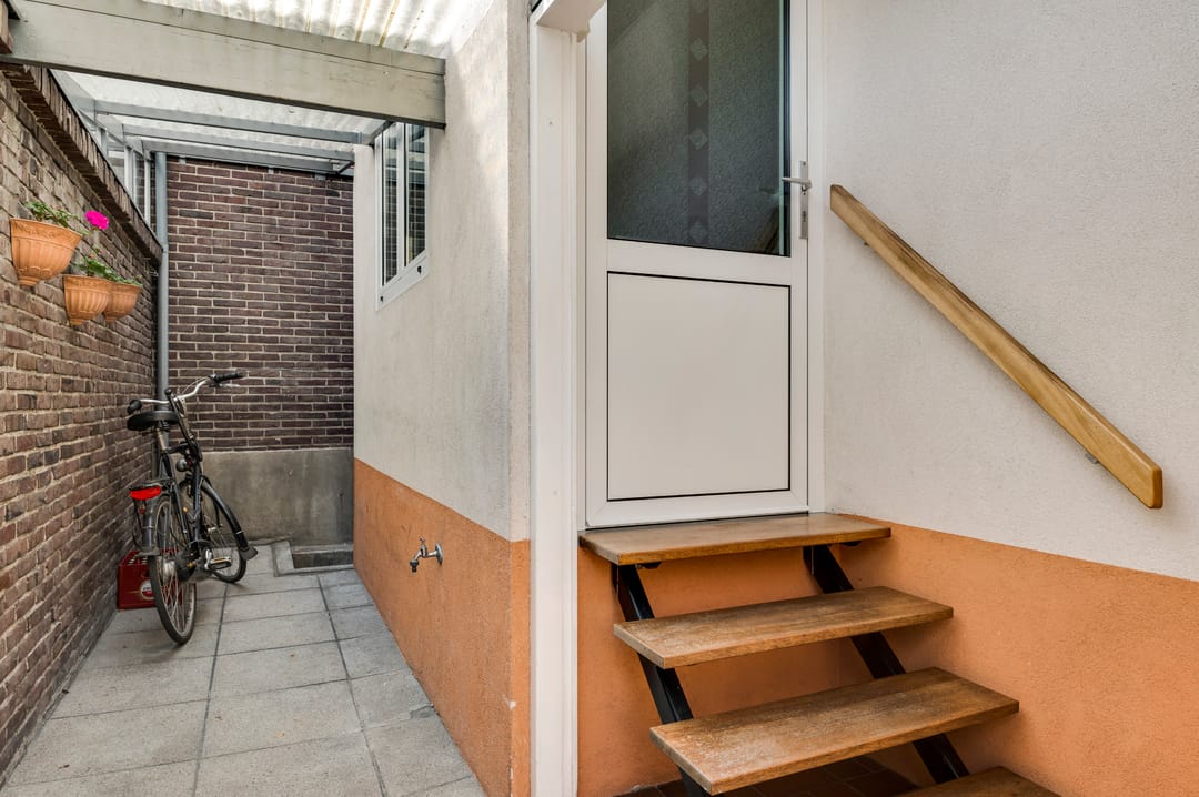 Foto 32 van Helmondseweg 3