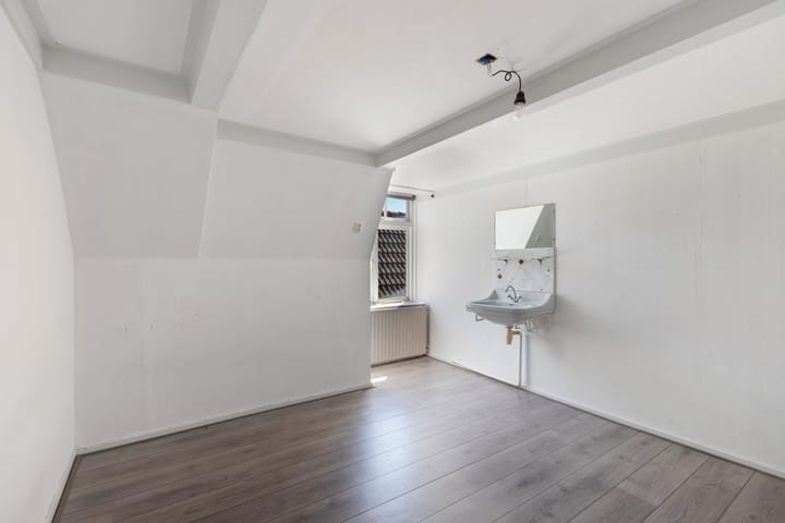 Photo 32 of Oudesluis 9-A