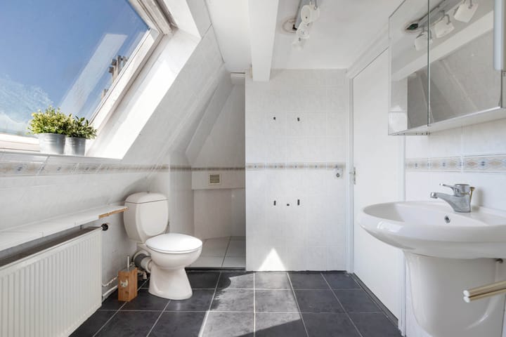 Photo 36 of Oudesluis 9-A