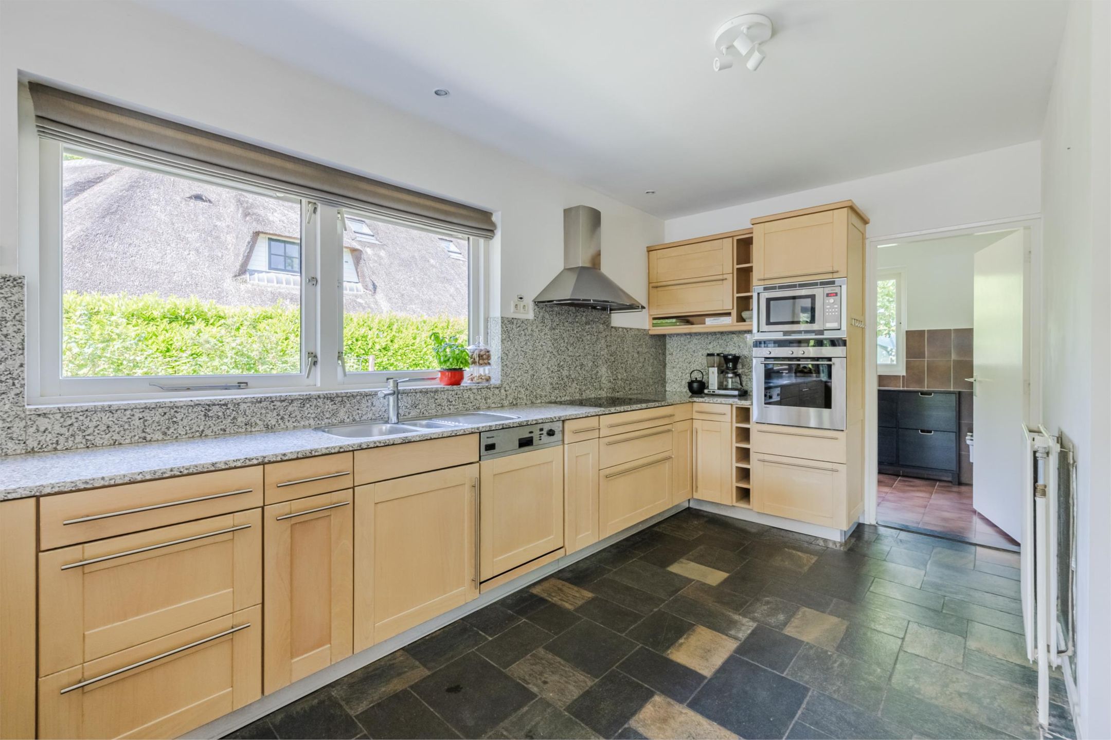 Foto 39 van Gezellelaan 2