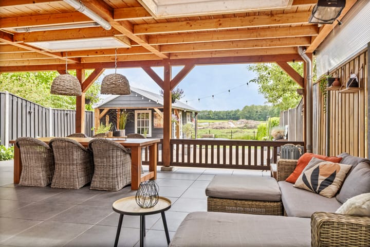 Foto 3 van van Brederodestraat 24