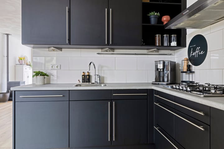 Foto 15 van van Brederodestraat 24