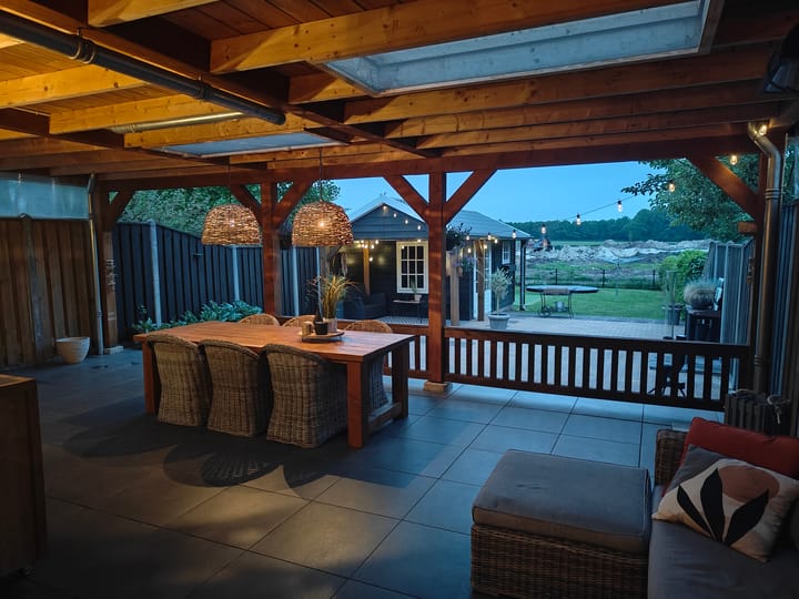 Foto 38 van van Brederodestraat 24