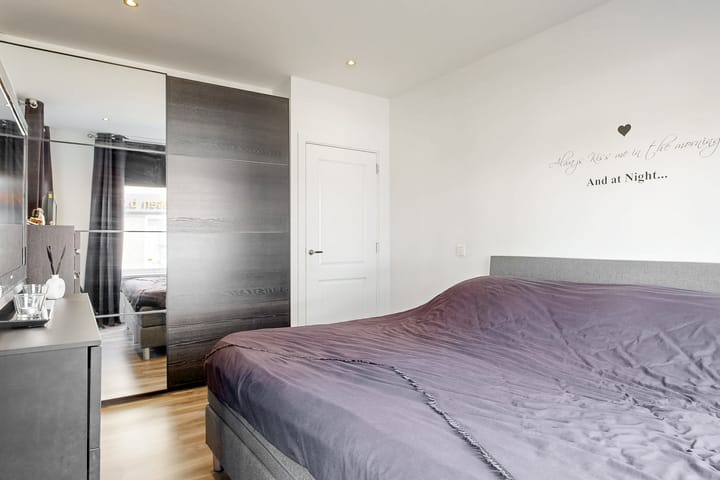 Photo 19 of Helling 16