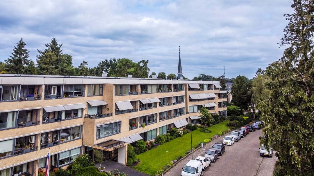 Photo 22 of Amalialaan 122