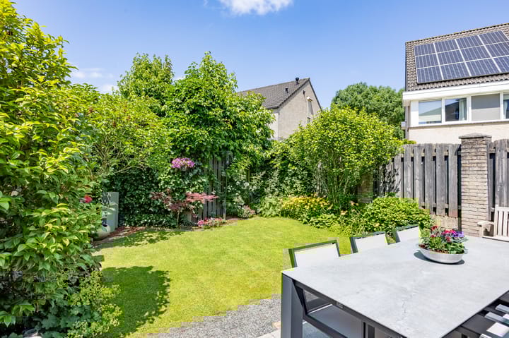 Foto 47 van Kleefkruid 13