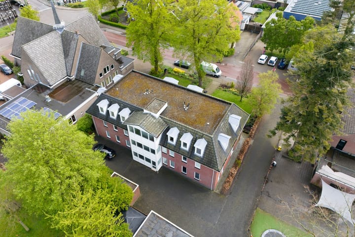 Photo 5 of Spoorstraat 2-06