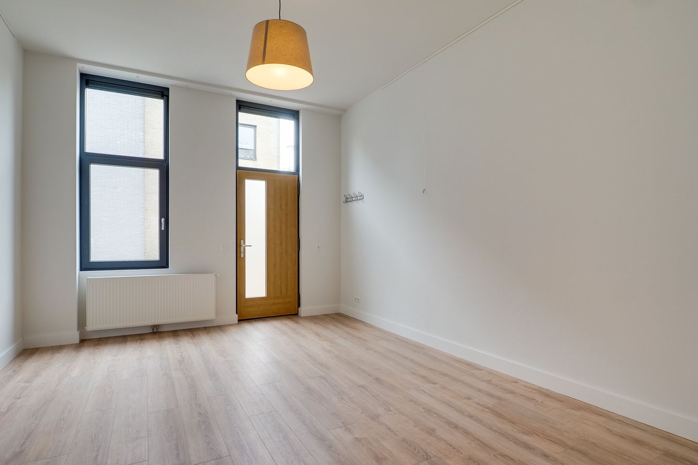 Photo 10 of Kanaalweg 95-9