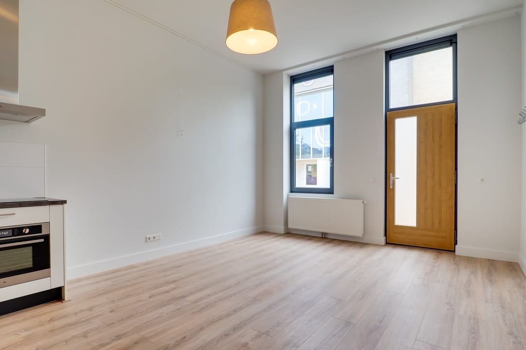 Photo 11 of Kanaalweg 95-9