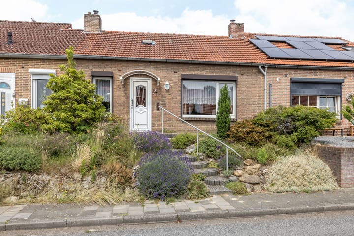 Foto 1 van Leeuwerikstraat 3