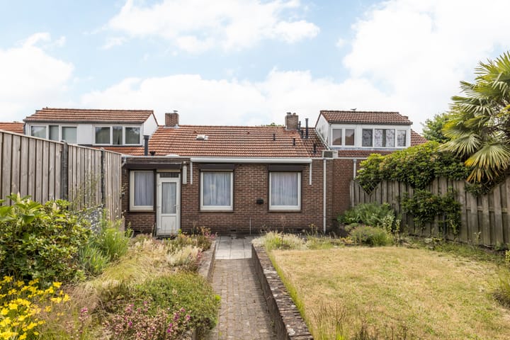 Foto 19 van Leeuwerikstraat 3