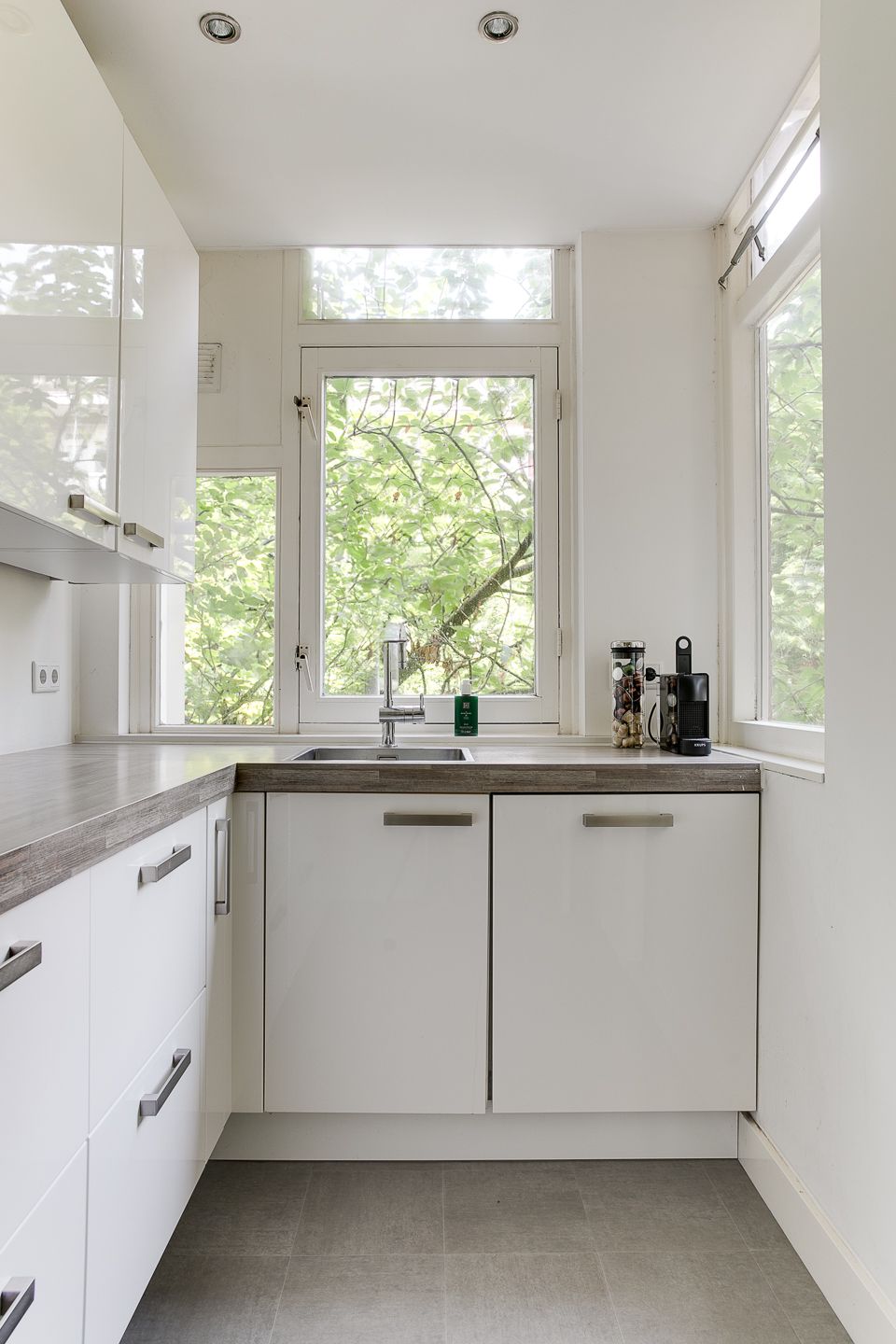 Foto 17 van President Kennedylaan 242-1