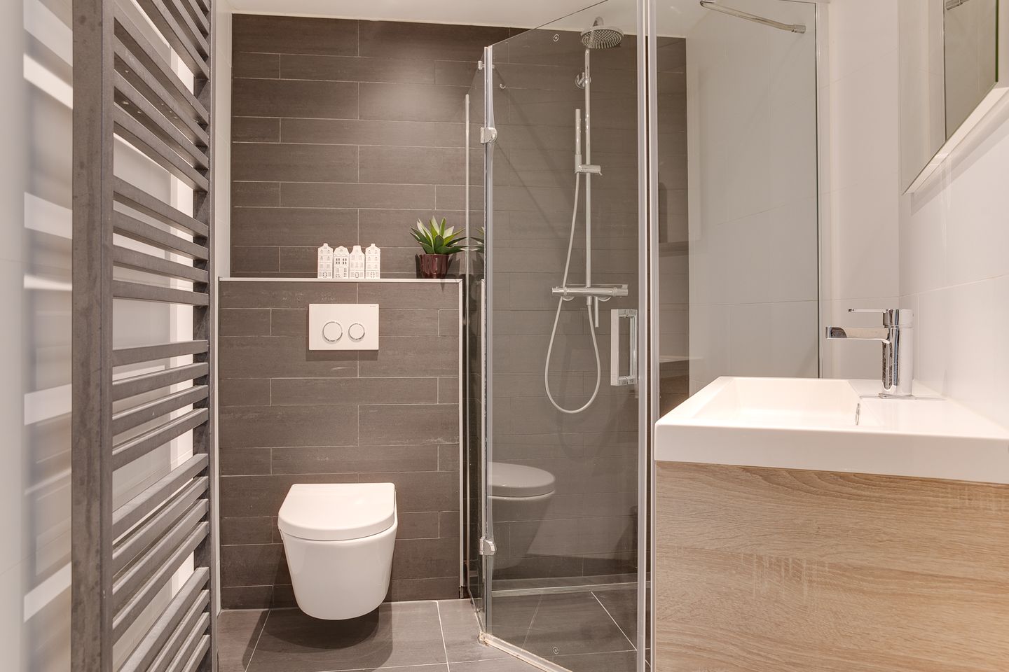 Foto 19 van President Kennedylaan 242-1