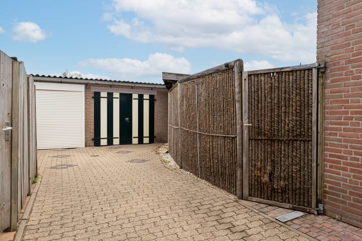 Foto 26 van Vogelenzang 63