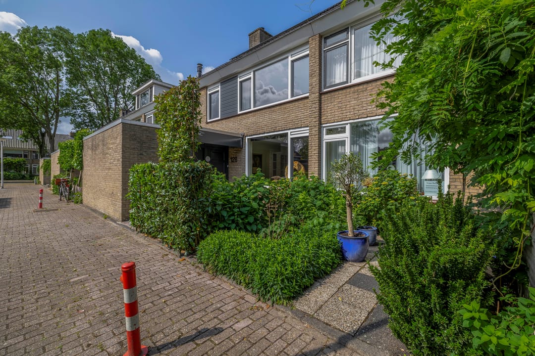 Huis te koop: Peuleyen 128 2742 EN Waddinxveen [Funda]