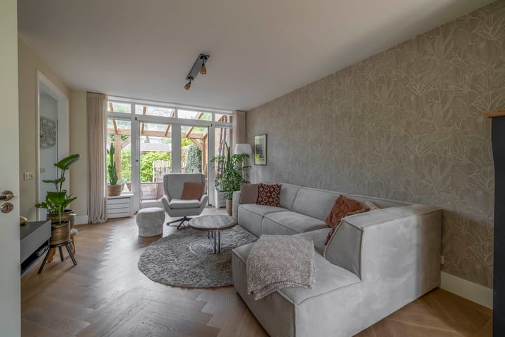 Photo 4 of Peuleyen 128